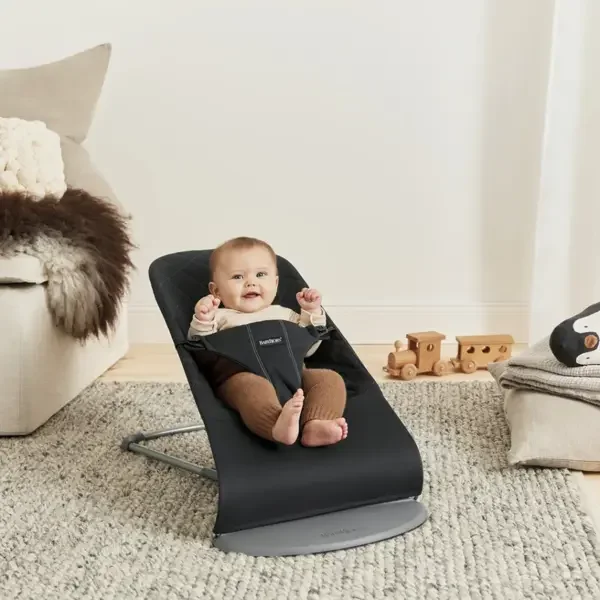 babybjorn-bliss-cotton-classic-quilt-lezaljkablack