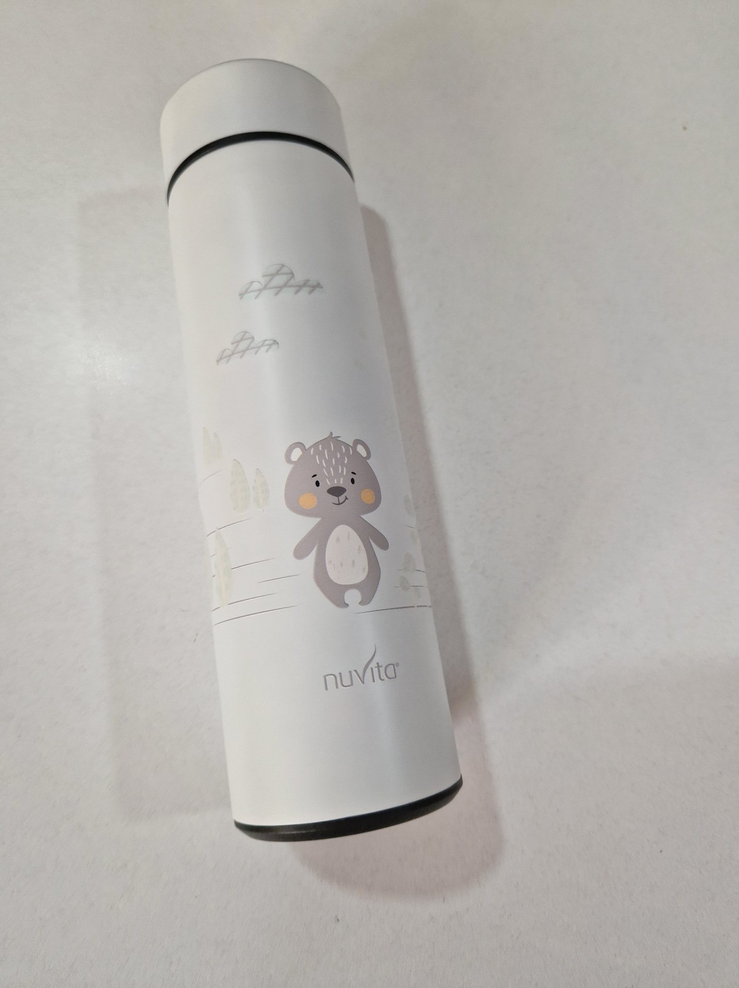 termos-posuda-nuvita-sa-termometrom