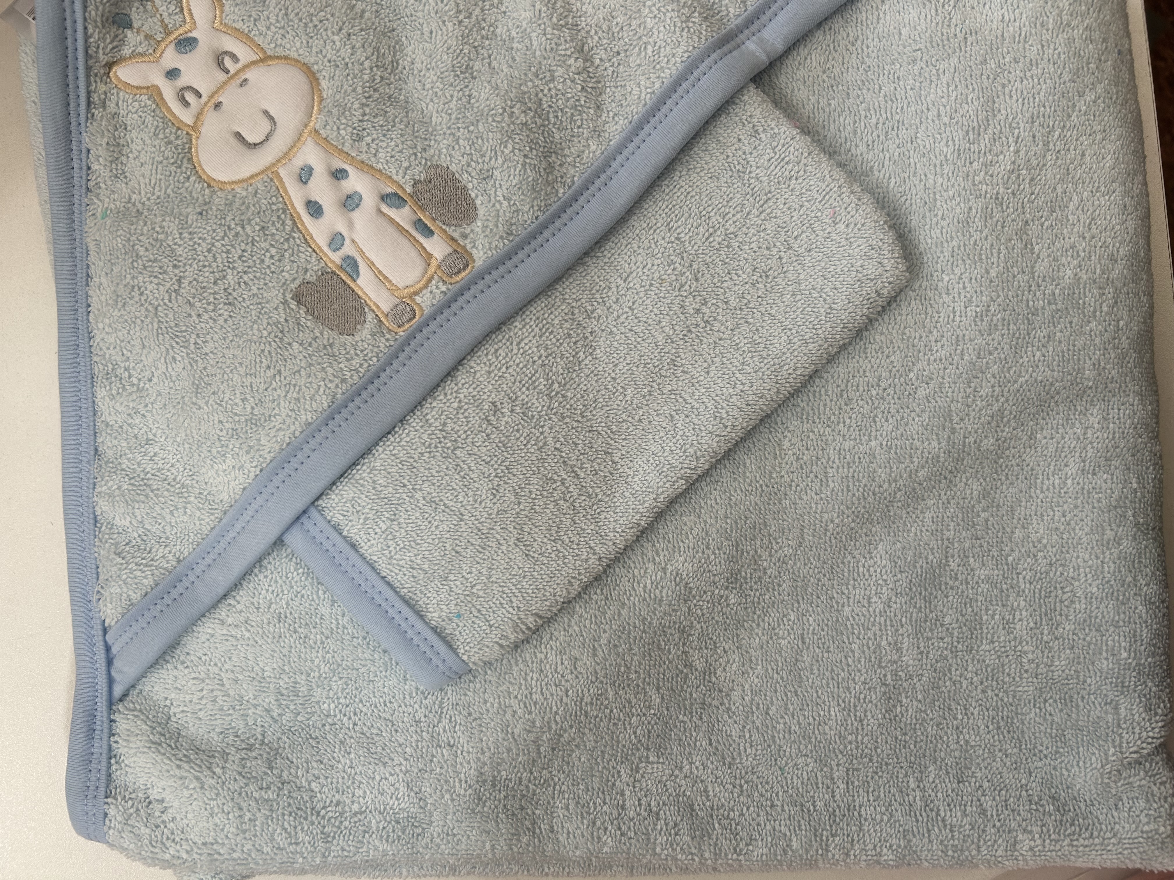 rucnik-sa-rukavicom-plava-zirafa