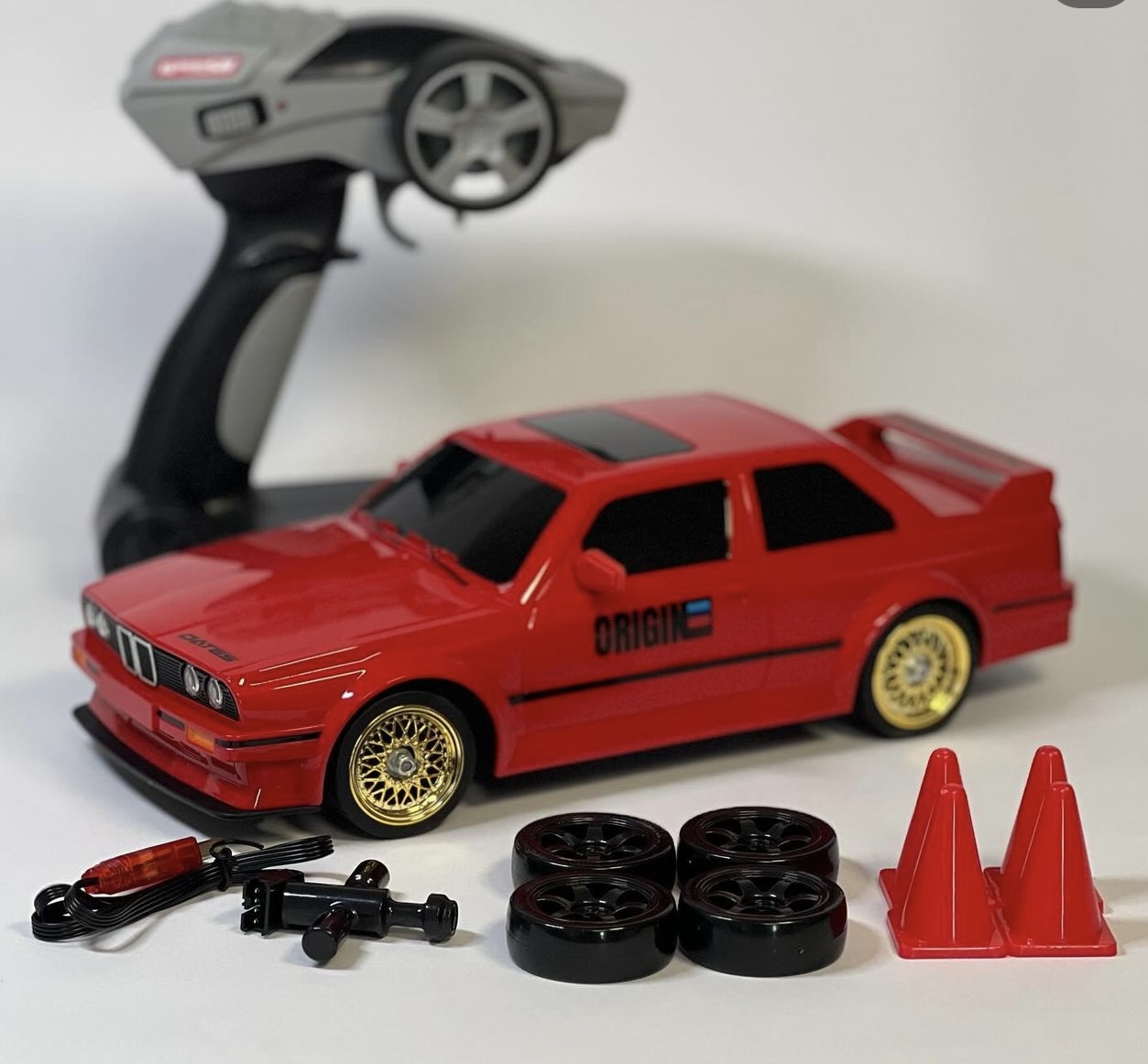 bmw-e30-na-daljisnko-upravljanje