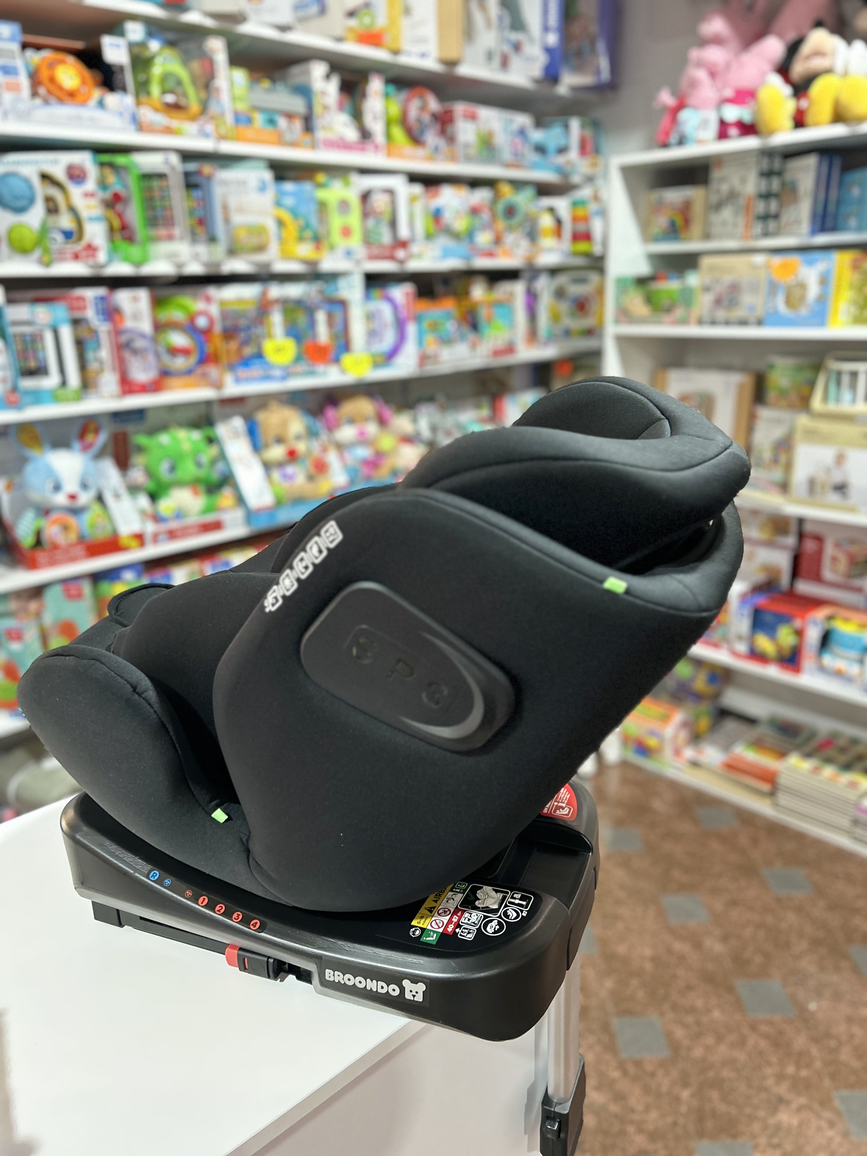 broondo-ultimate-360-isize-autosjedalica